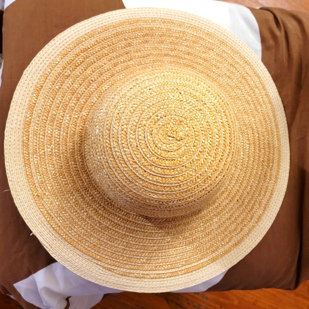 Straw hat - Picture 2 of 2